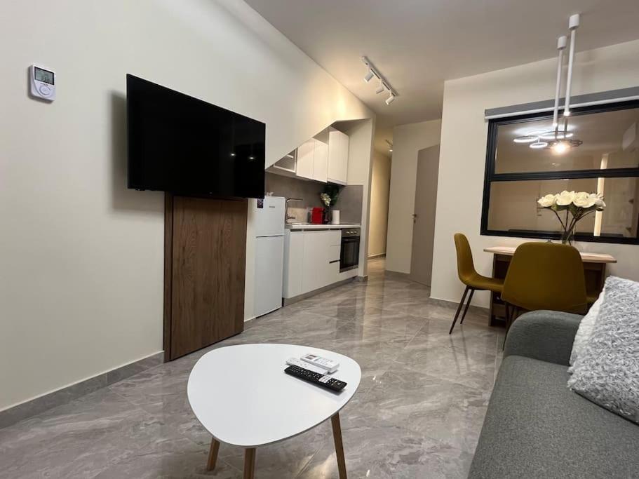 Odyssey Apt 1 Thessaloníki Luaran gambar