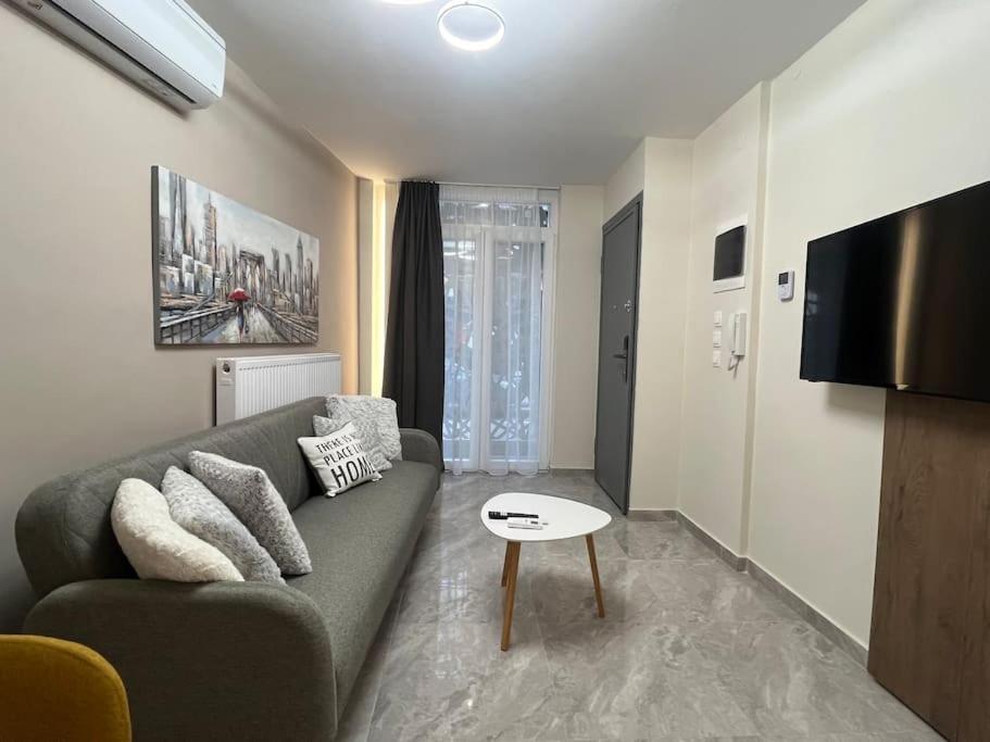 Odyssey Apt 1 Thessaloníki Luaran gambar